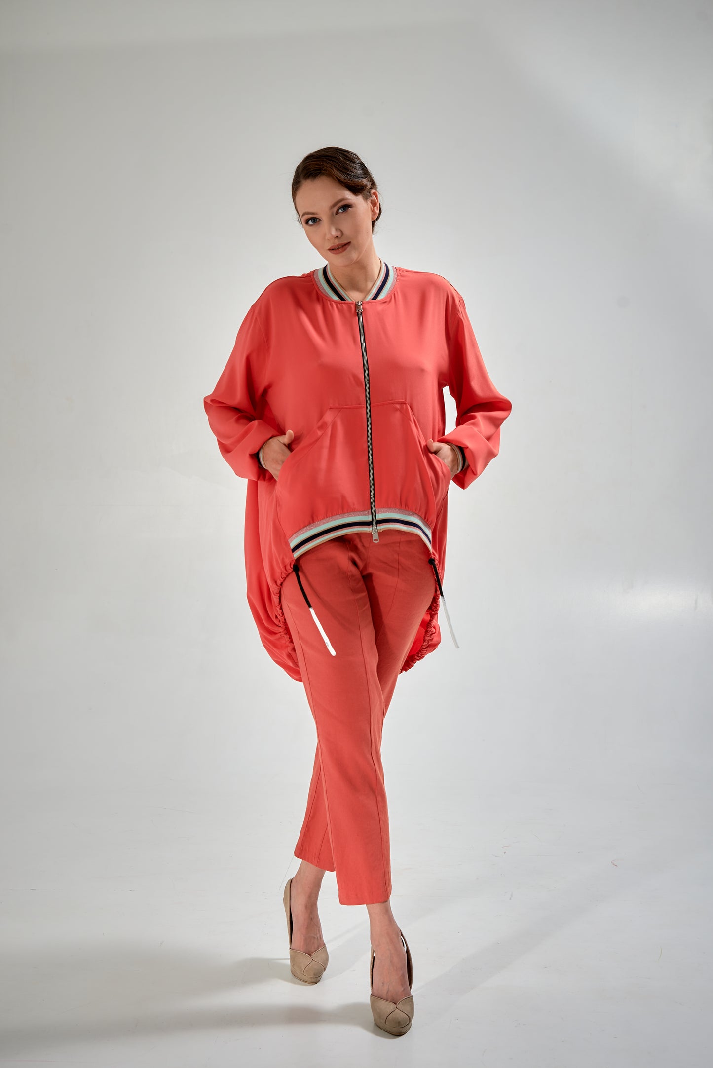 Duster with long sleeves. 100% Washable Silk