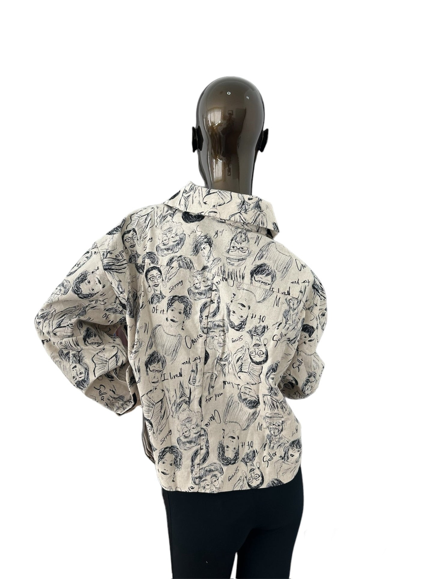 Boxy Design Jacket in Faces Print with long sleeves