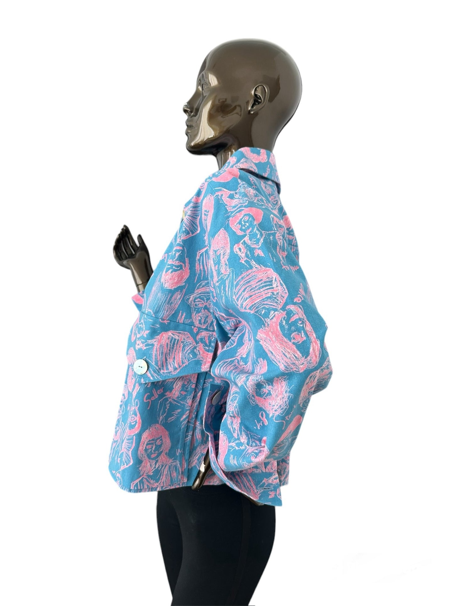 Boxy Design Jacket in Faces Print with long sleeves