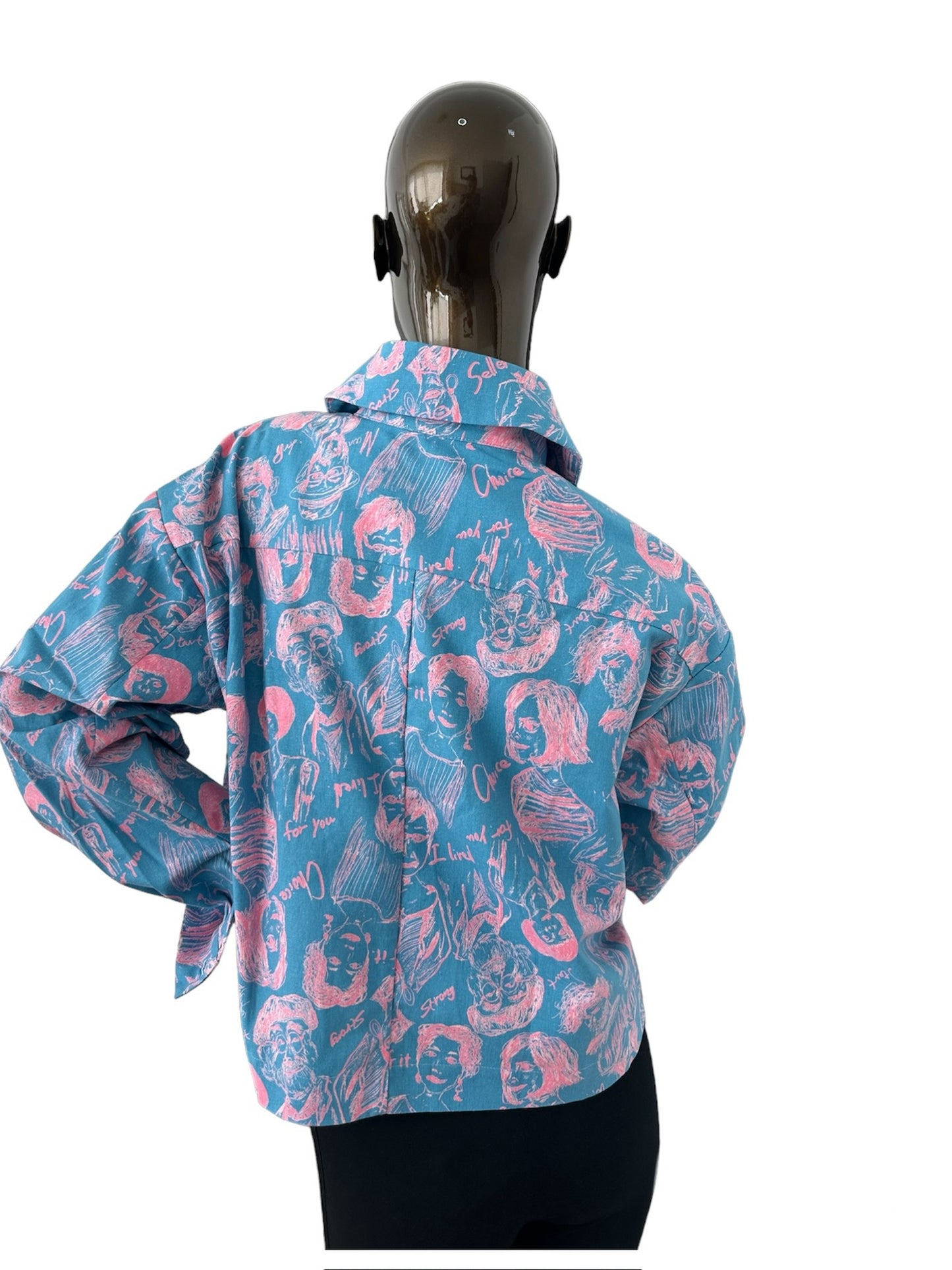 Boxy Design Jacket in Faces Print with long sleeves