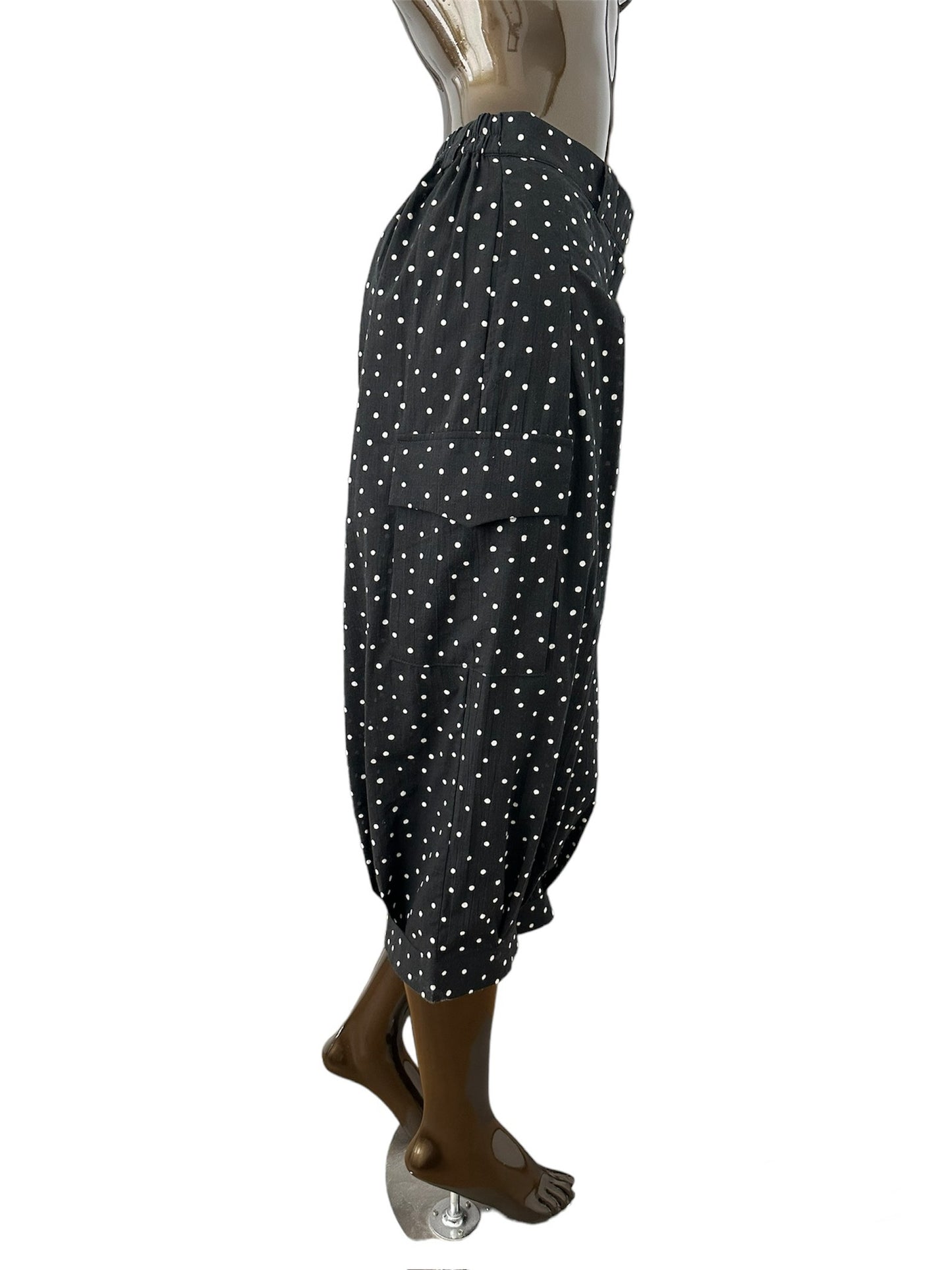 Cropped Pants in Japanese Polka Dot Cotton Fabric